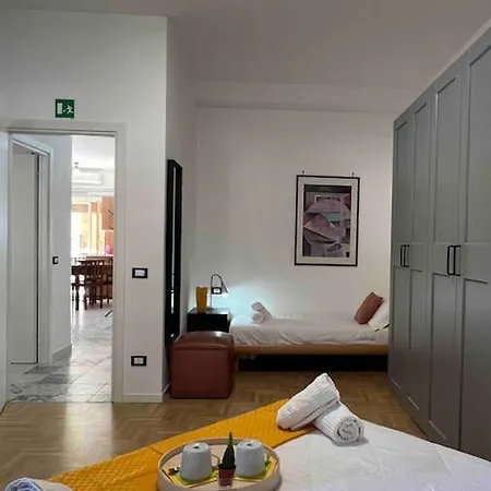 3 Fermate Dal Colosseo - Casa Vacanze Elena - 50 M Da Metro Garbatella Rome Exterior photo